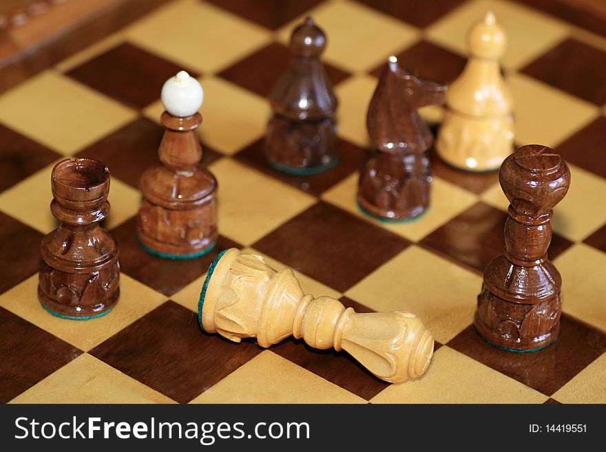 To play chess- play chess measure