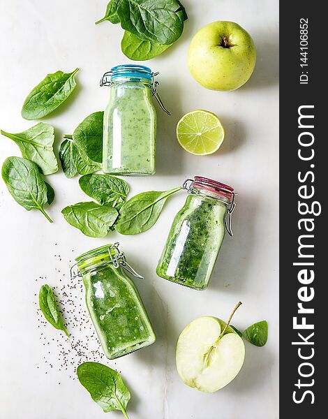 Green spinach apple smoothie