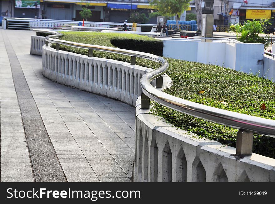 Fencing aluminum curved. A public park. Fencing aluminum curved. A public park.