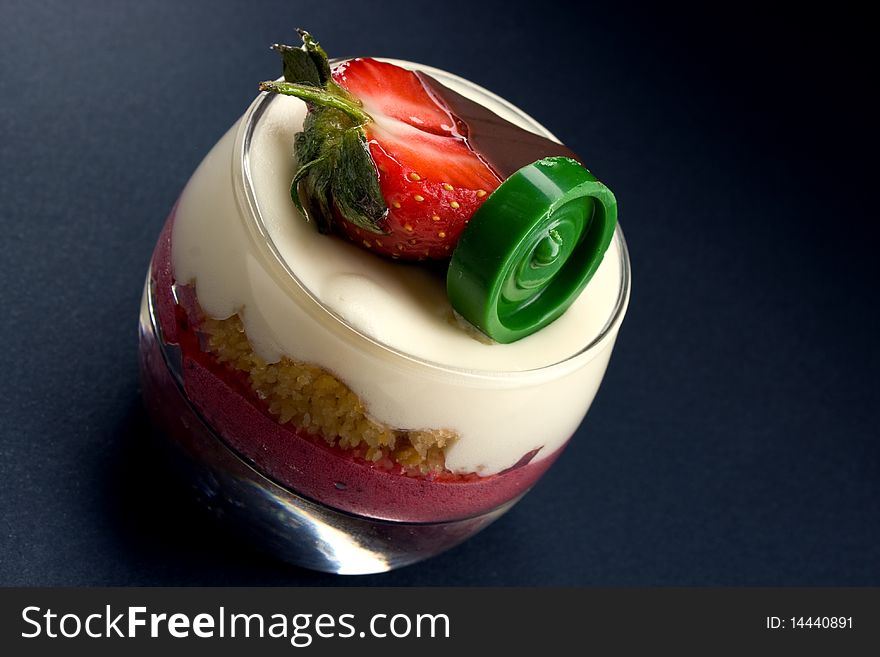 Creamy dessert with fresh strawberries