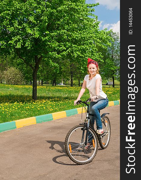 Shoot of young woman with bicycle