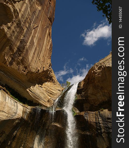 the top of Lower calf falls Escalante, Ut. the top of Lower calf falls Escalante, Ut