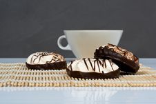 Sweet Dessert Cakes Marshmallows Covered Royalty Free Stock Photography Sweet Dessert Cakes Marshmallows Covered Royalty Free Stock Photography