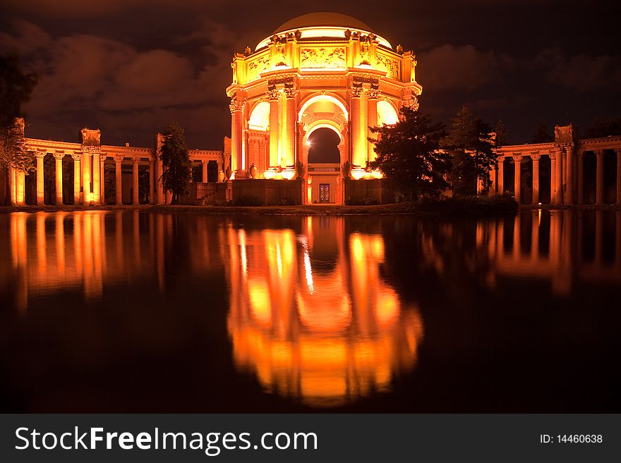 Palace of Fine Arts museum at night in San Francisco. Palace of Fine Arts museum at night in San Francisco.