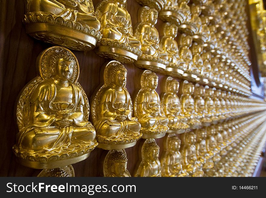 The Hundred Thousand Budda Wall