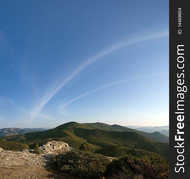 Crimea mountains, view to sky from tableland