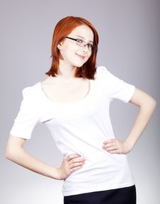 Smiling Red-haired Businesswoman In Sunglasses Royalty Free Stock Photography