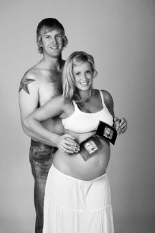 Young Pregnant Couple Holding Ultrasound Photos Royalty Free Stock Photos Young Pregnant Couple Holding Ultrasound Photos Royalty Free Stock Photos