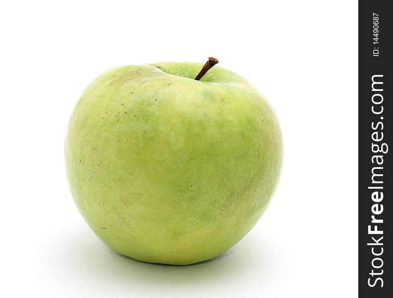 Single green apple isolated on white