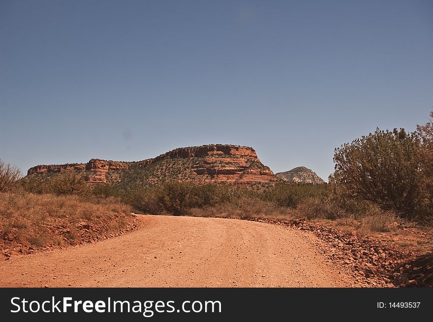 Dirt road into Sedona s Red Rock Country