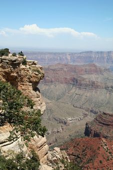 Grand Canyon Overlook With People On Ledge Stock Images Grand Canyon Overlook With People On Ledge Stock Images