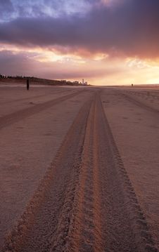 Tire Tracks On The Beach Royalty Free Stock Photography Tire Tracks On The Beach Royalty Free Stock Photography