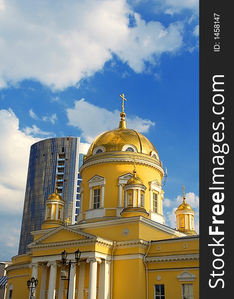 Cathedral of a sacred Trinity in the city of Ekaterinburg beside with a under construction new building
