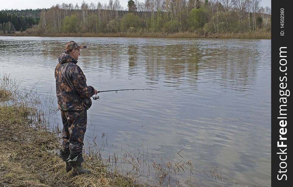 Photo of the fisherman on the river