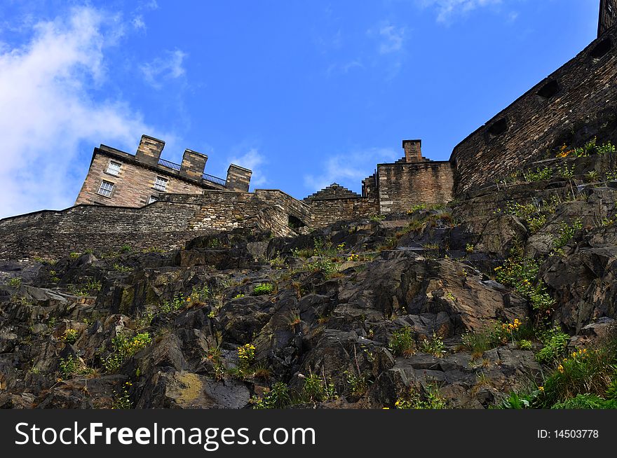 Castle of Edinburgh from garden