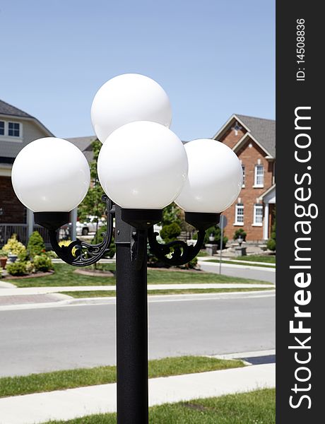Outdoor light post with lights looks good