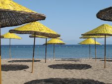Yellow Parasols Royalty Free Stock Photos Yellow Parasols Royalty Free Stock Photos