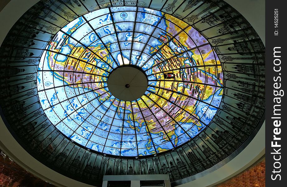 Manege Square (Russian: Manezhnaya ploshchad), Moscow, Russia. Monument on a glass cupola to Saint George and the Dragon, patron of Moscow