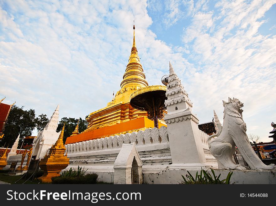 Image of Thai buddhism temple.