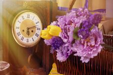 Spring Photo With Retro Clock Flowers In A Basket Box Royalty Free Stock Image Spring Photo With Retro Clock Flowers In A Basket Box Royalty Free Stock Image