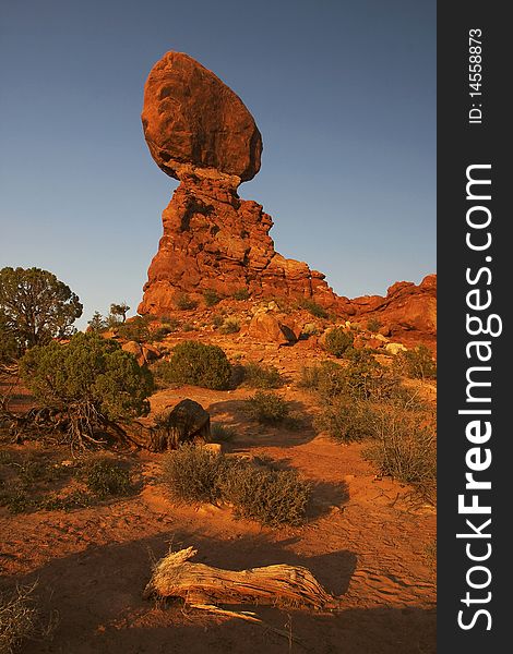 Balanced Rock in Arches NP