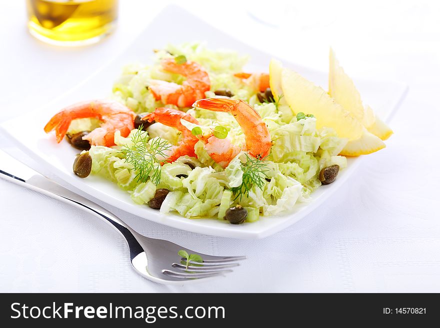 Salad with shrimp and cabbage