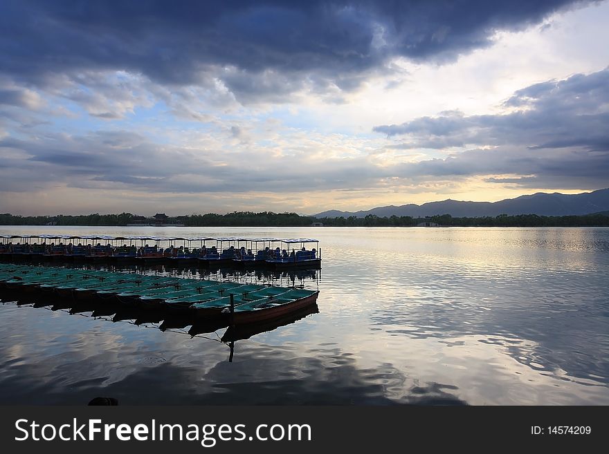 Boats on the Kunming Lake at dusk, Beijing
