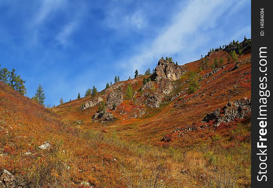 Red Mountains With Dry Gras