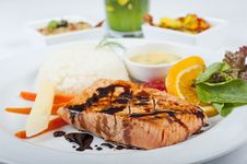 Salmon Steak A La Carte Stock Photography Salmon Steak A La Carte Stock Photography