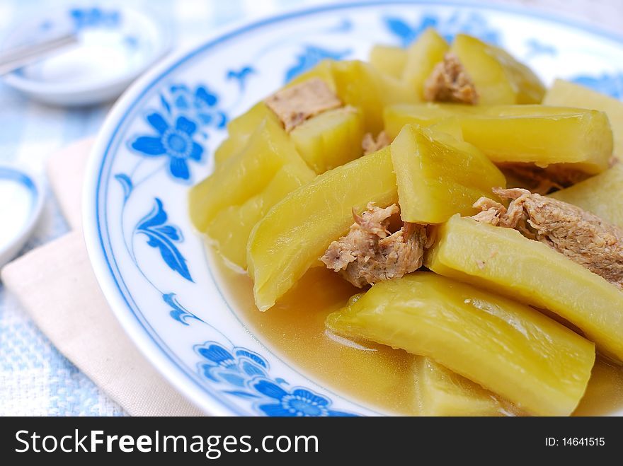 Chinese bitter gourd and meat cuisine