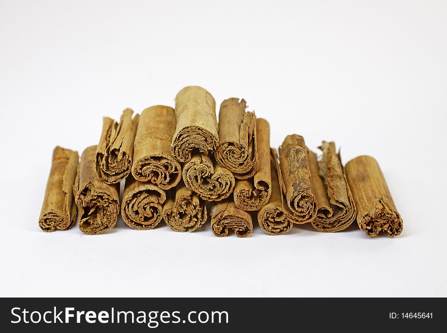 Cinnamon sticks, stick of cinnamon (Cinnamonum)