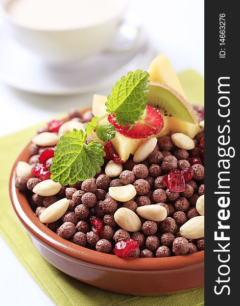 Chocolate breakfast cereal