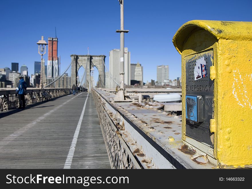 View of the Brooklyn bridge in New York