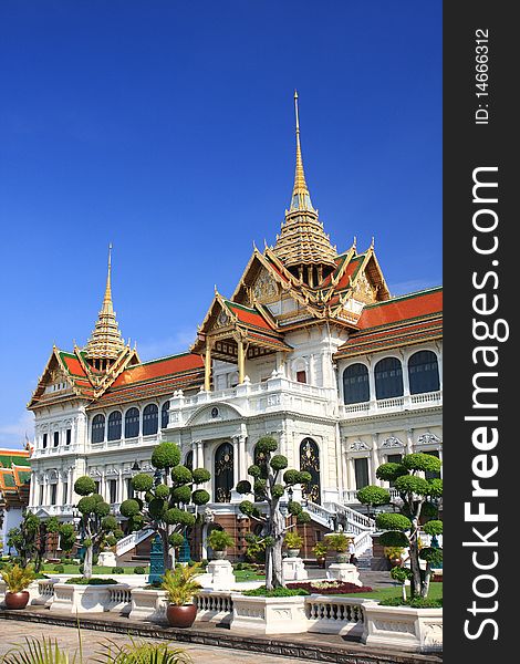 Modern Thai Style Grand Palace