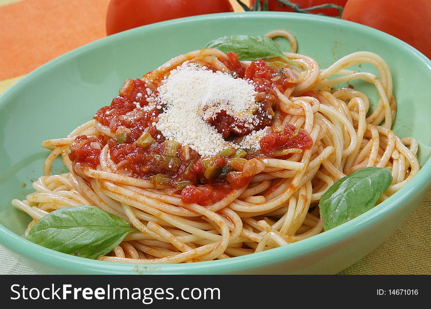 Pasta With Tomato Sauce