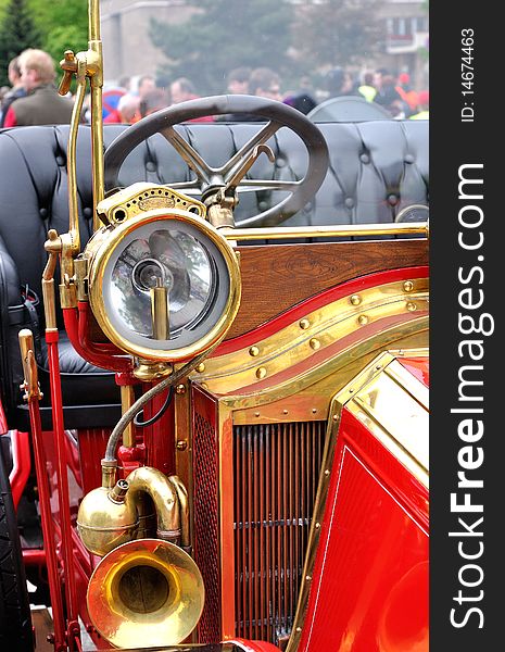 Old vintage classic car, closeup, klaxon and shine. Old vintage classic car, closeup, klaxon and shine.