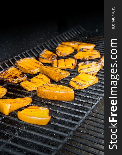 Grilling slices of pumpkin - you can grill everything!