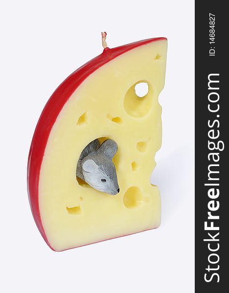 Decorative candle having mouse and piece of cheesse form