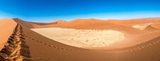 Panoramic View Of Sand Dunes In Deadvlei, Sossusvlei, Namibia Royalty Free Stock Photos