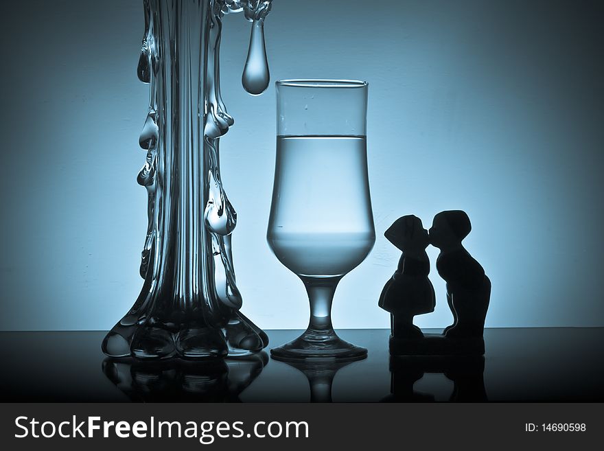 Beautiful and lovely glass glass crafts couples kissing. Beautiful and lovely glass glass crafts couples kissing