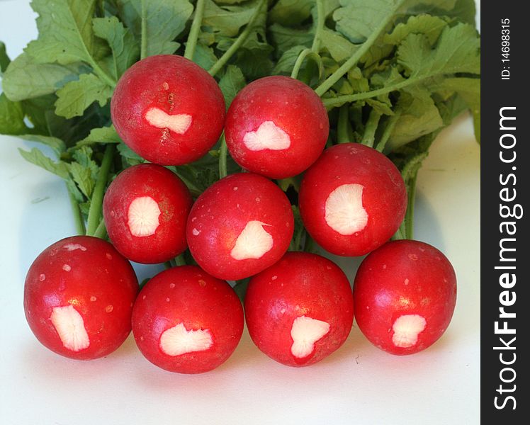The radish (Raphanus sativus) is an edible root vegetable of the Brassicaceae family. The radish (Raphanus sativus) is an edible root vegetable of the Brassicaceae family.