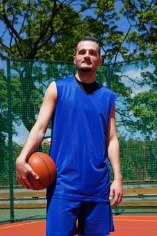 Basketball Player On The Sportground Royalty Free Stock Photos Basketball Player On The Sportground Royalty Free Stock Photos