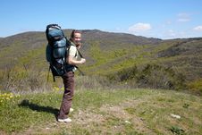 Free Hicker Girl With Backpack Royalty Free Stock Image - 14709586