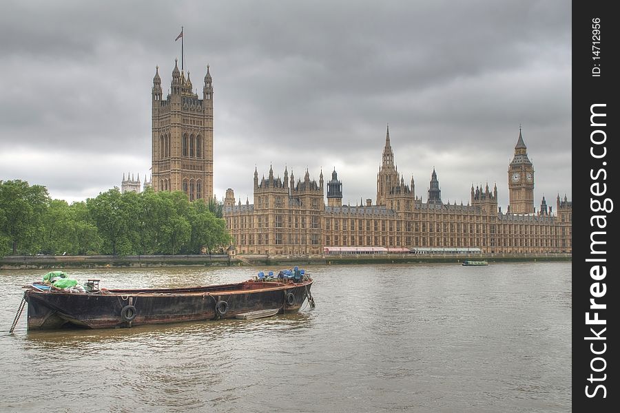 The landmarks and river thames at Westminsater. The landmarks and river thames at Westminsater