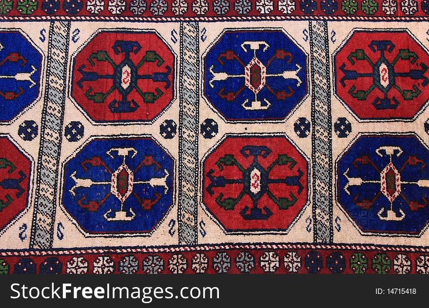 Anatolian carpet is a popular in all bazaar of istanbul, turkey.