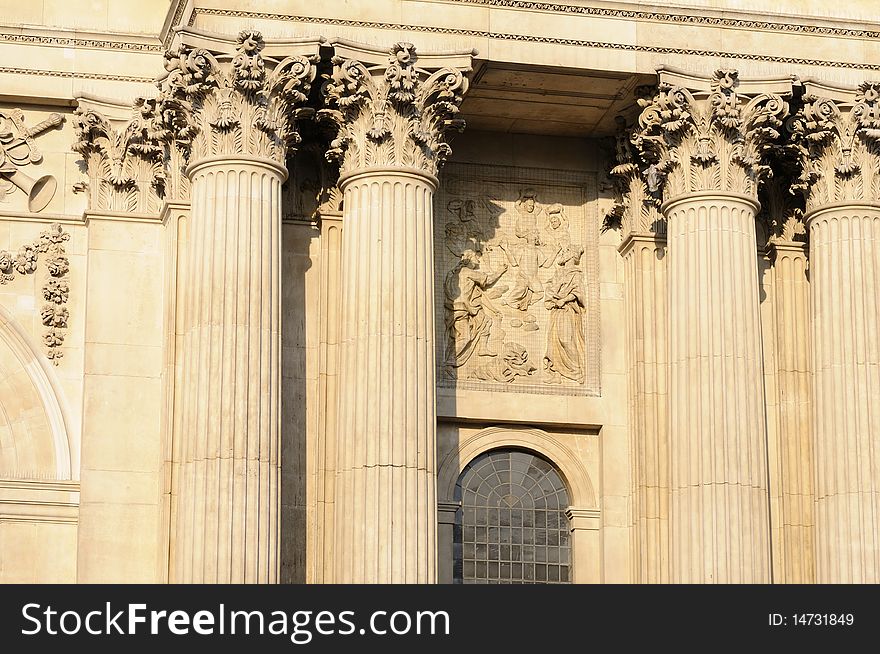 Sculpted columns of Saint Paul s Cathedral