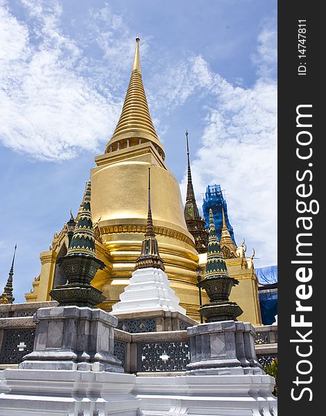 Gold temple at Wat Prakeaw, Bangkok, Thailand
