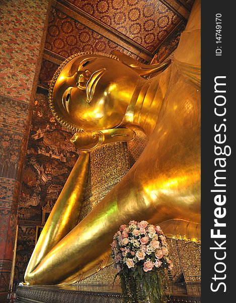 Statue of reclining Buddha symbol of Buddhism. . Statue of reclining Buddha symbol of Buddhism. .