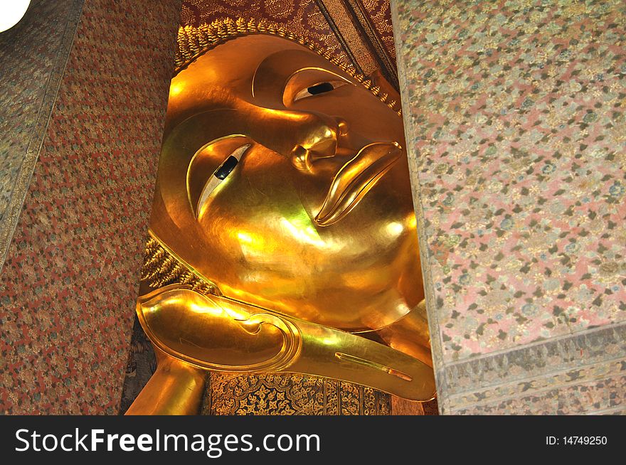 Statue of reclining Buddha symbol of Buddhism. . Statue of reclining Buddha symbol of Buddhism. .