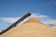 Conveyor On Site At Gravel Pit Royalty Free Stock Photography Conveyor On Site At Gravel Pit Royalty Free Stock Photography